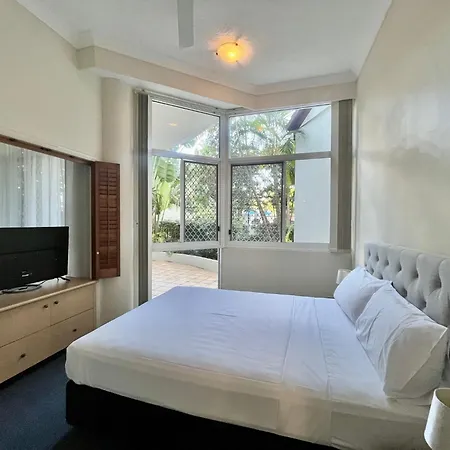 Surf Parade Resort Gold Coast Exterior photo